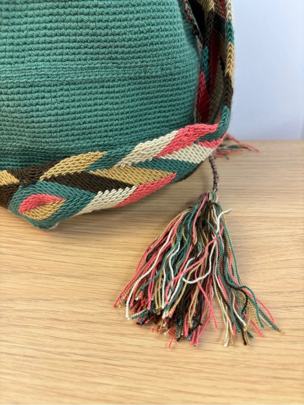 Wayuu Mochila Green Woven‎ Bucket Bag with Multicolor Strap & Tassels
